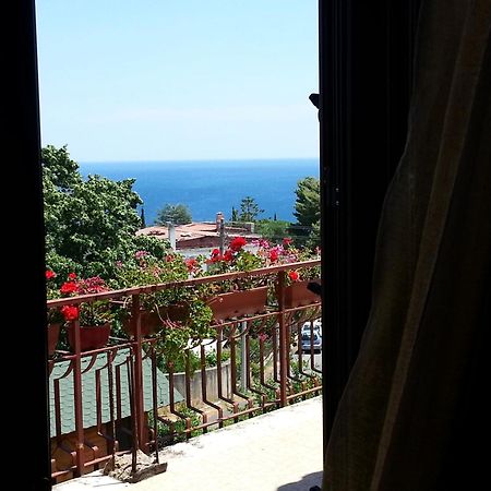 B&B Villa Francesca Soverato Marina Dış mekan fotoğraf