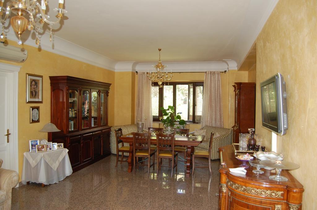 B&B Villa Francesca Soverato Marina Oda fotoğraf