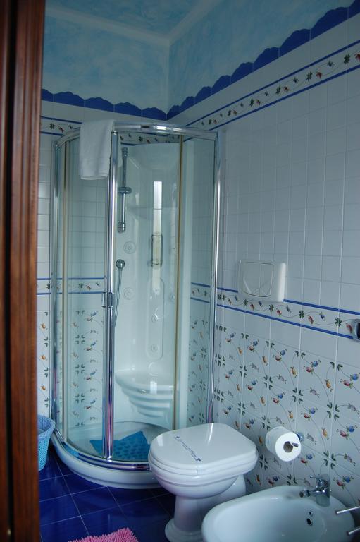 B&B Villa Francesca Soverato Marina Oda fotoğraf