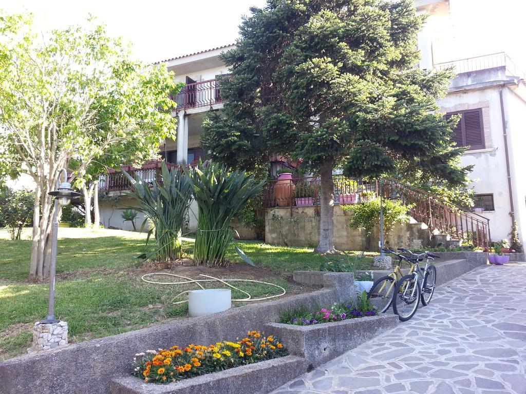 B&B Villa Francesca Soverato Marina Dış mekan fotoğraf