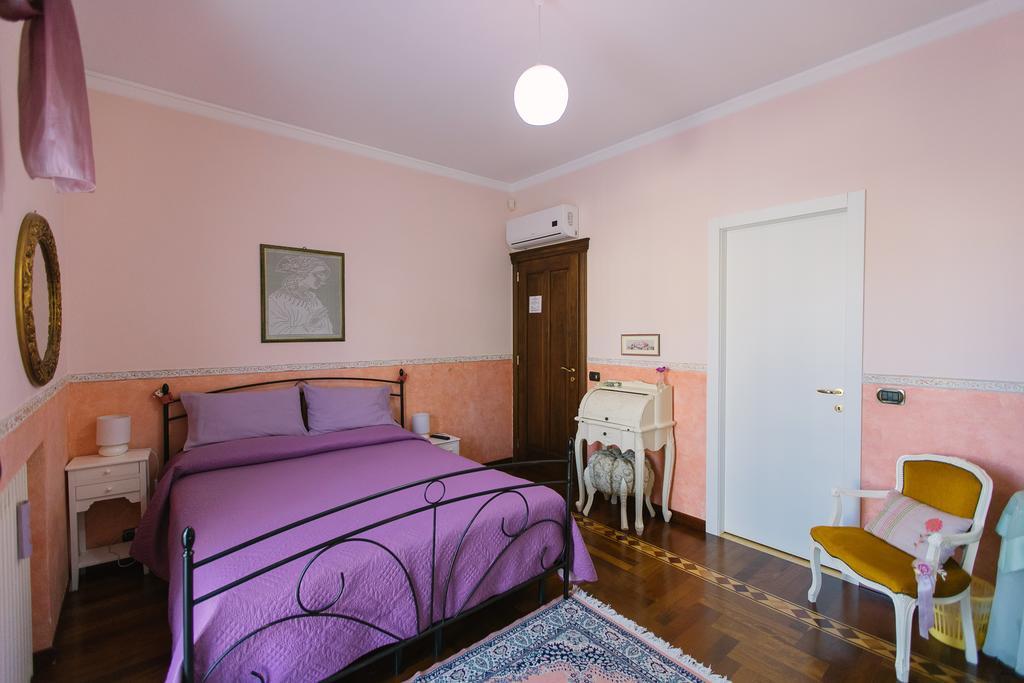 B&B Villa Francesca Soverato Marina Dış mekan fotoğraf
