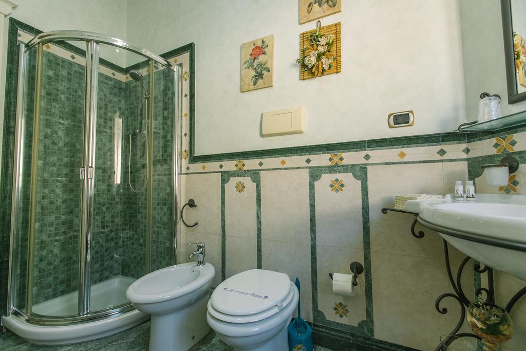 B&B Villa Francesca Soverato Marina Dış mekan fotoğraf
