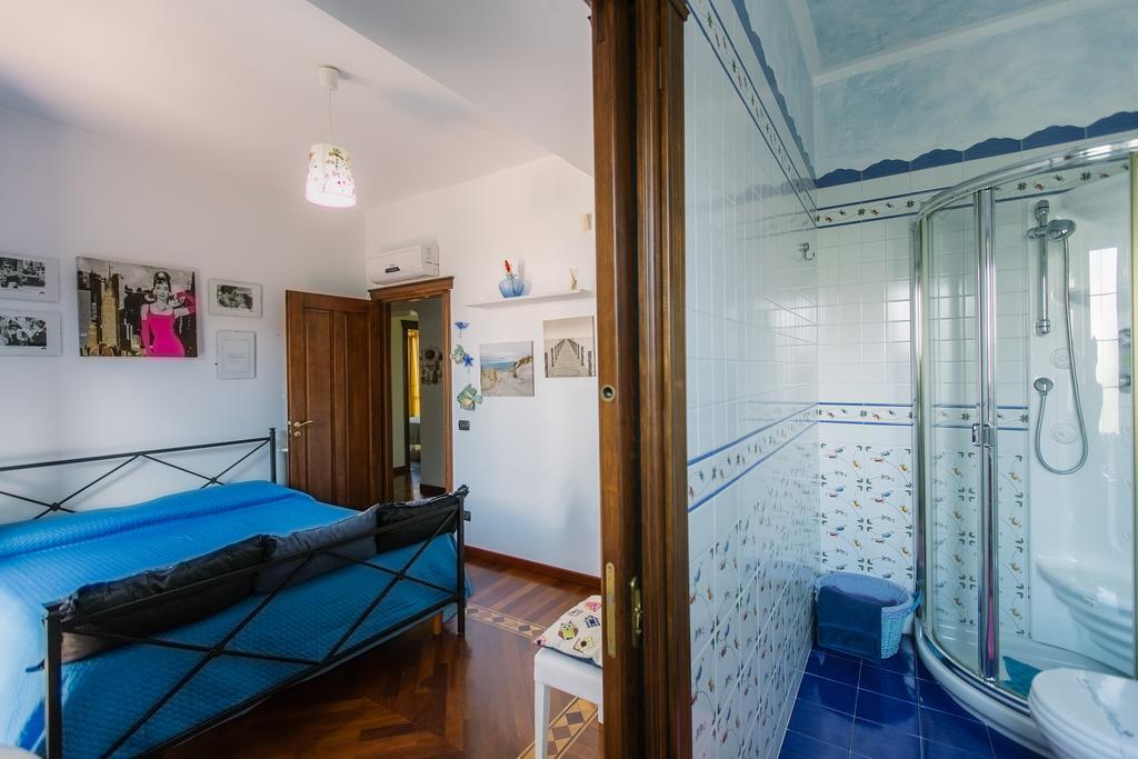 B&B Villa Francesca Soverato Marina Dış mekan fotoğraf