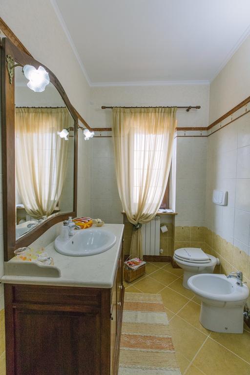 B&B Villa Francesca Soverato Marina Dış mekan fotoğraf